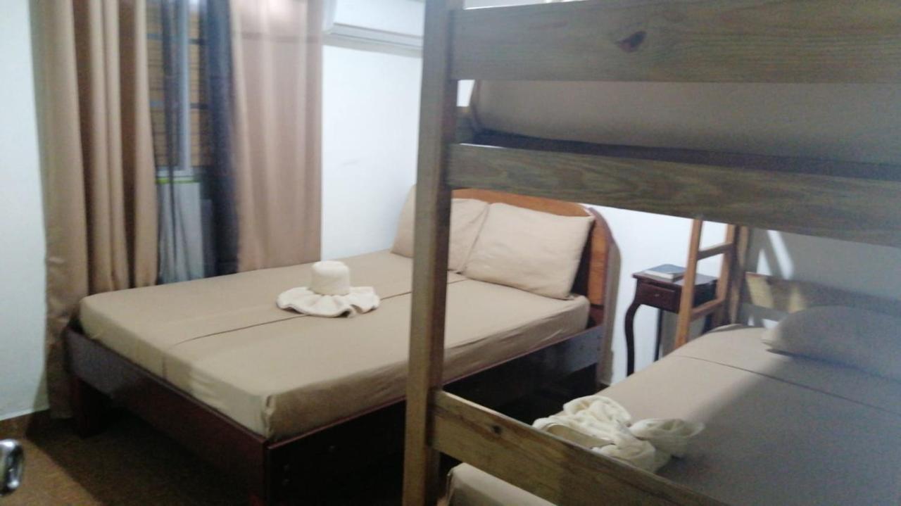 Hotel Don Chicho Bocas del Toro Exterior foto
